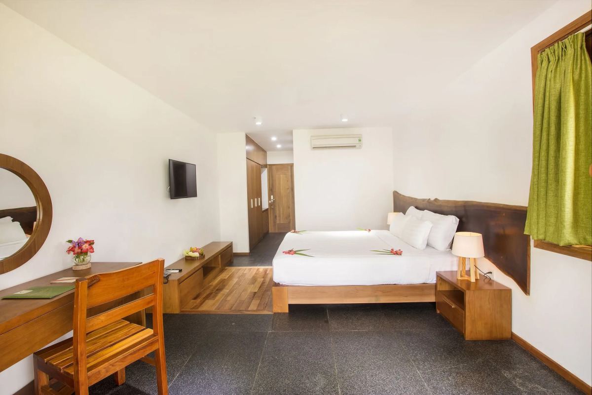 Курортный отель Green Bay Phu Quoc Resort & Spa