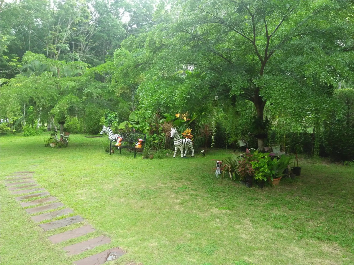 Phuket Sirinapha Resort