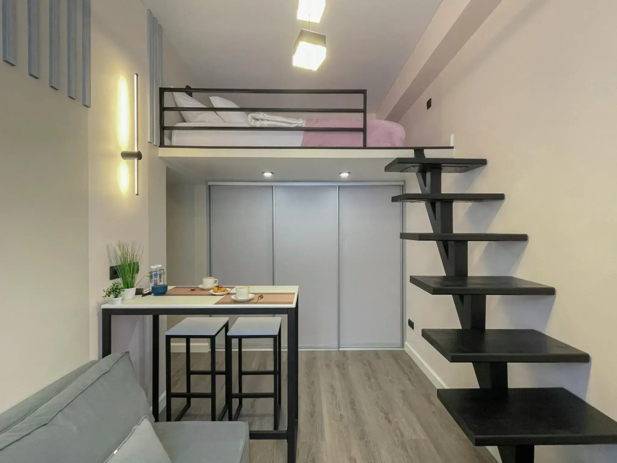 Апартаменты на Нижняя Первомайская 64