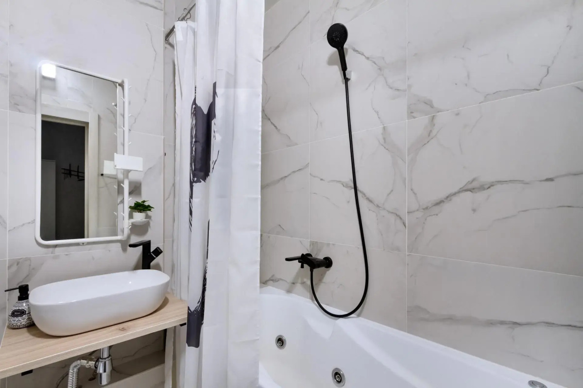 Romanna Home (Романна Хоум) на улице Большевистская