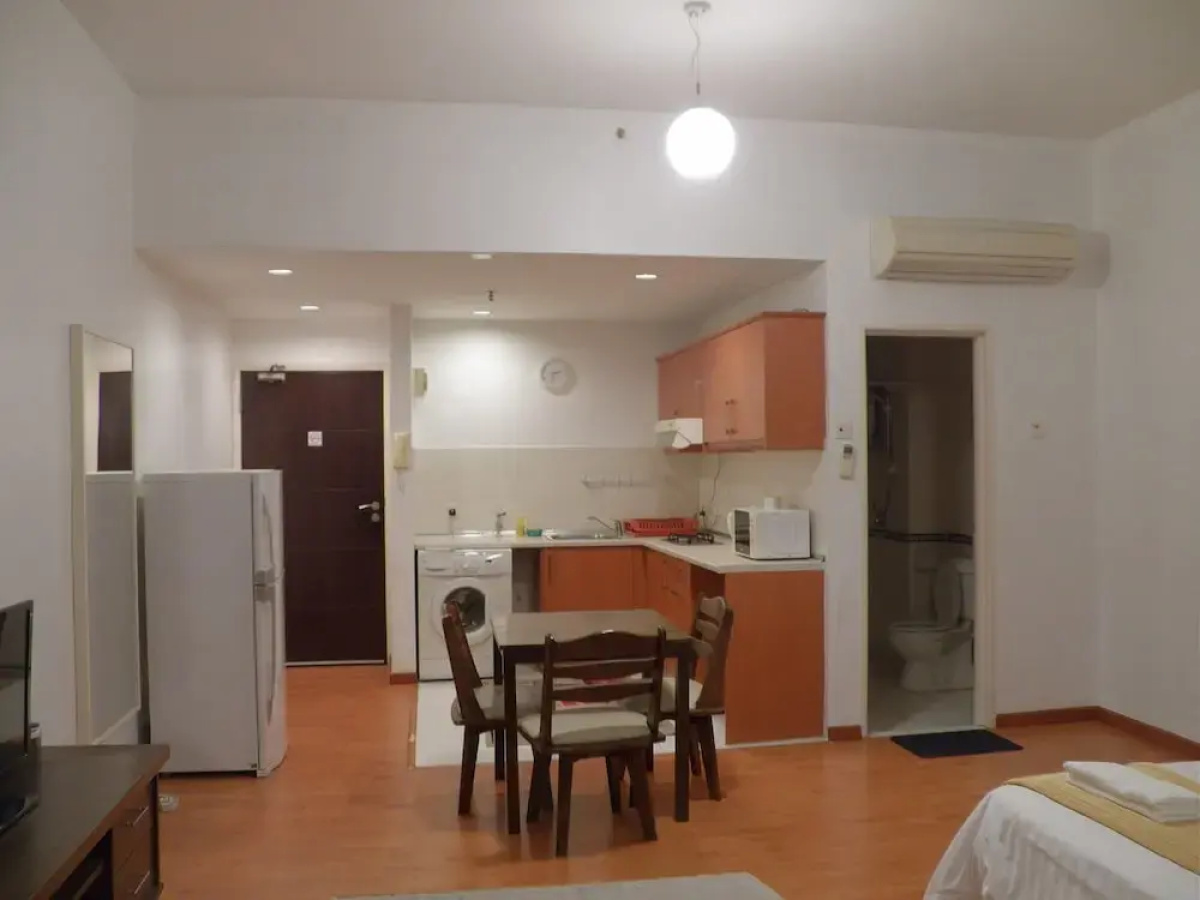 Maytower Apartment