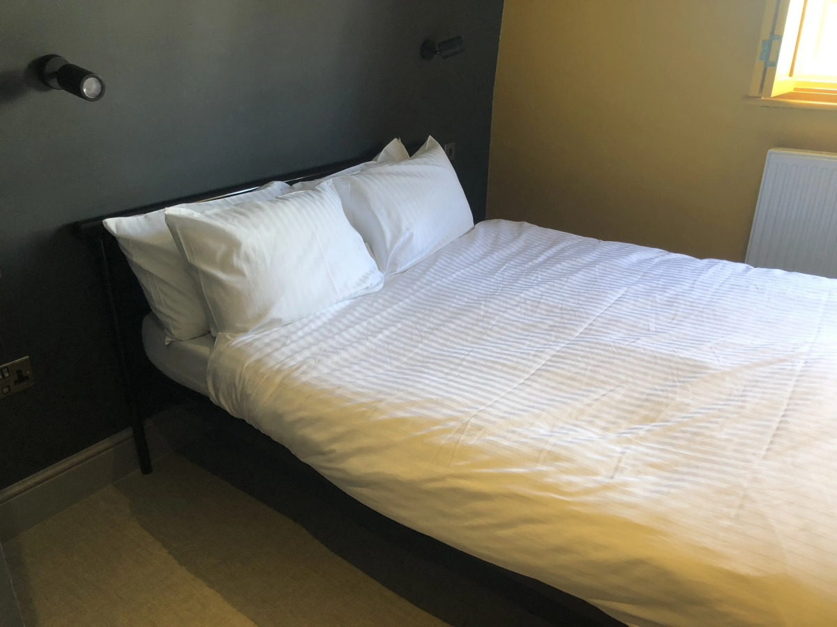 PubLove @ The Steam Engine - Hostel