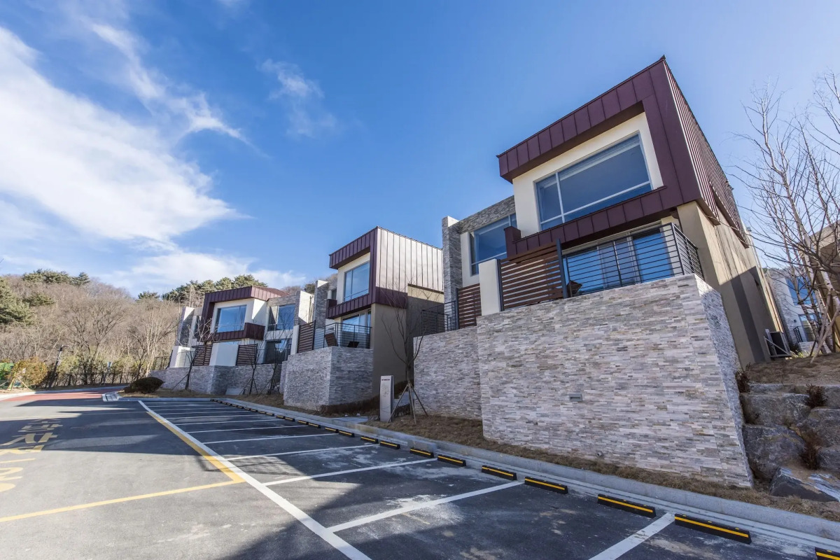 Ramada Hotel & Suites by Wyndham Gangwon Pyeongchang