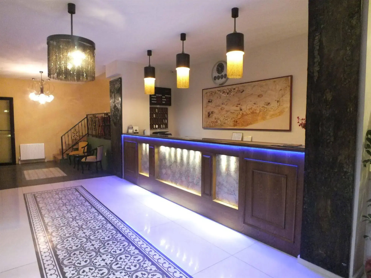 Emirtimes Hotel Kadikoy