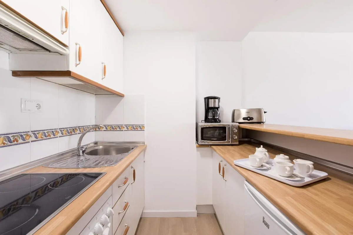 MLL Mediterranean Bay Hotel - Adults Only