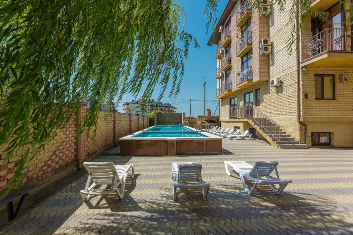 Островок (Отель Плаза Корпус №2)