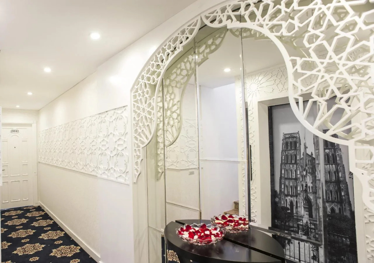 Minerva Church Hotel