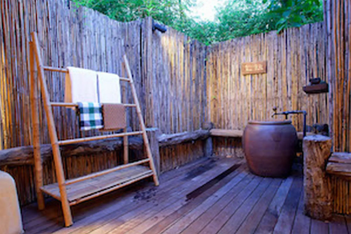 High Season Pool Villa & Spa
