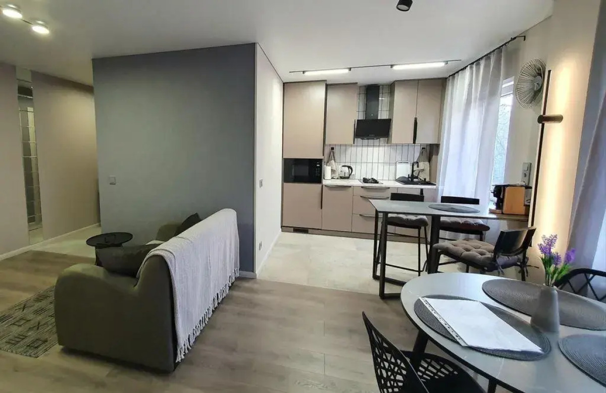 Апартаменты Три семерки на улице Гостиная