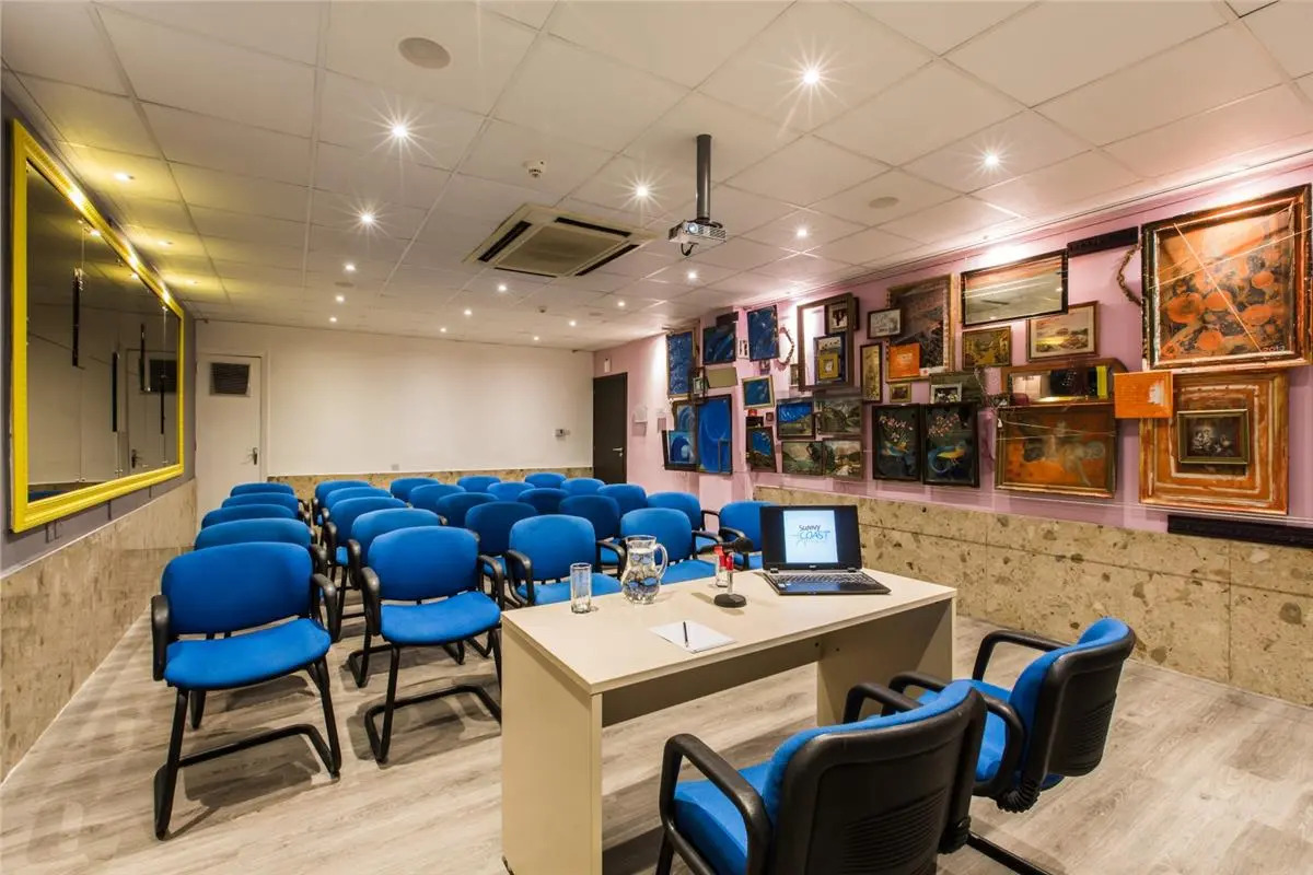 AX Sunny Coast Resort & Spa