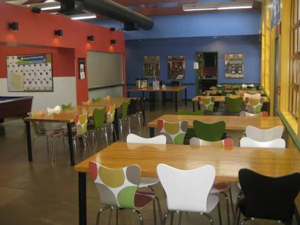 HI Los Angeles Santa Monica Hostel