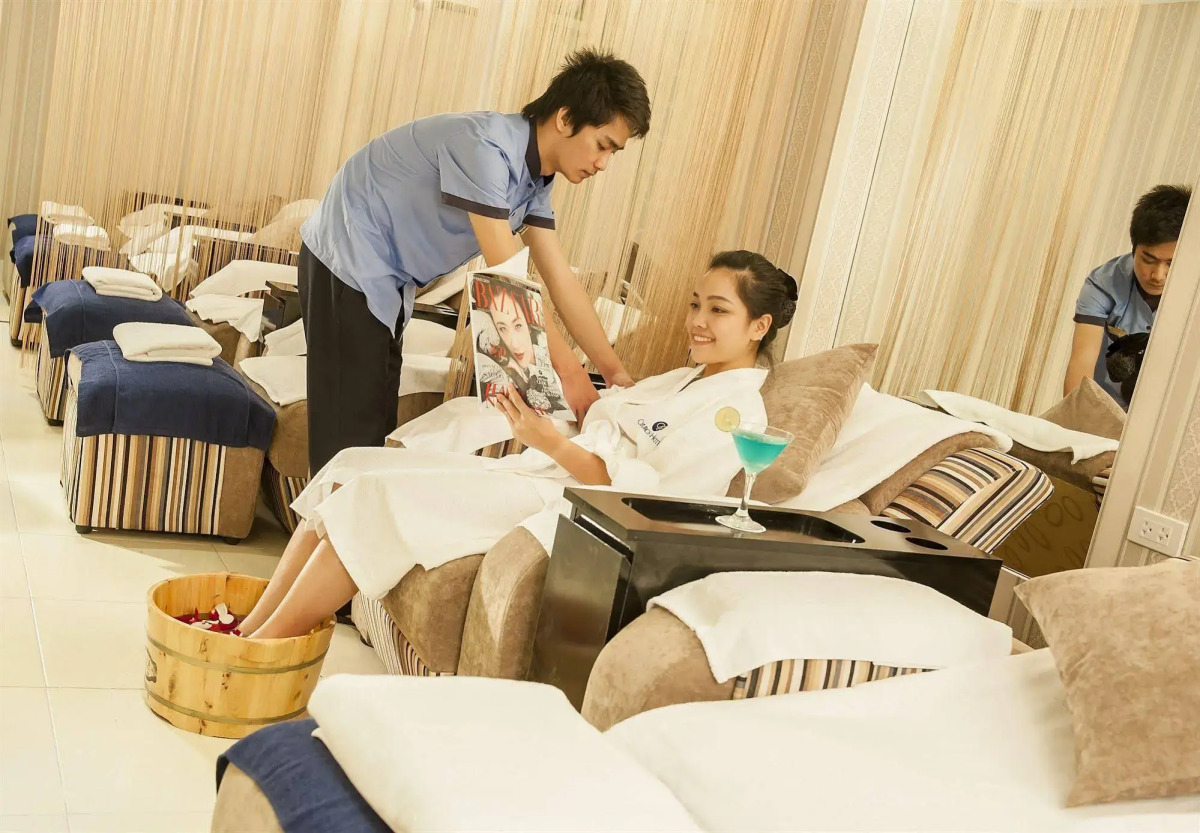 Minerva Church Hotel