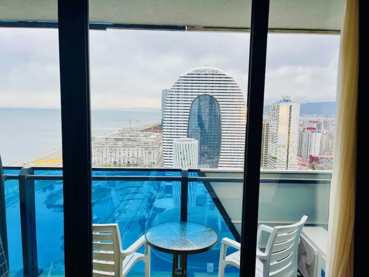 Апартаменты Royal Sea Breeze