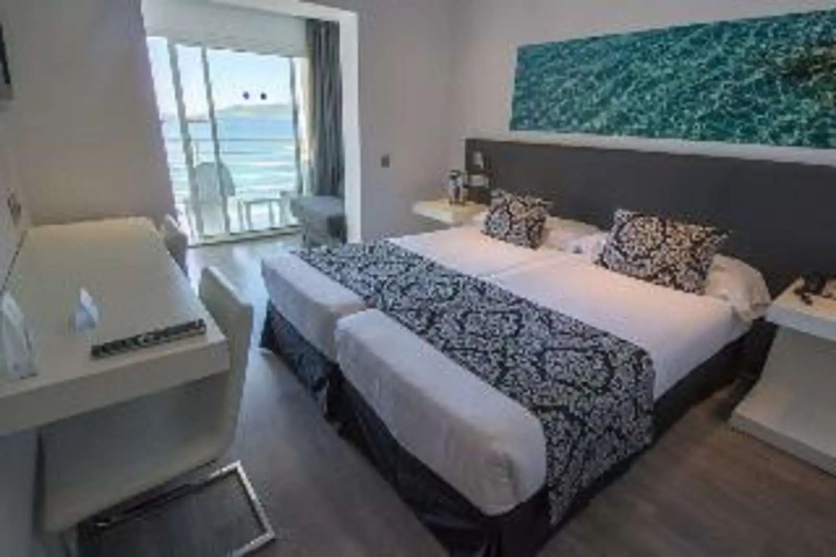 Отель BG Hotel Nautico Ebeso