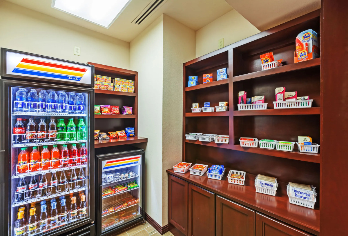 Holiday Inn Express & Suites Eagle Pass by IHG