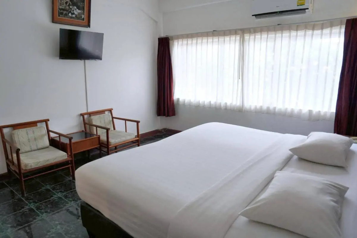 Basaya Beach Hotel & Resort