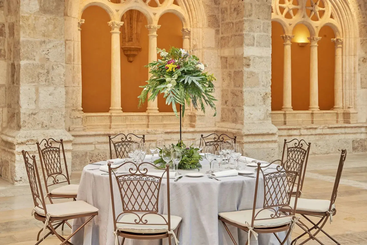 NH Collection Palacio de Burgos