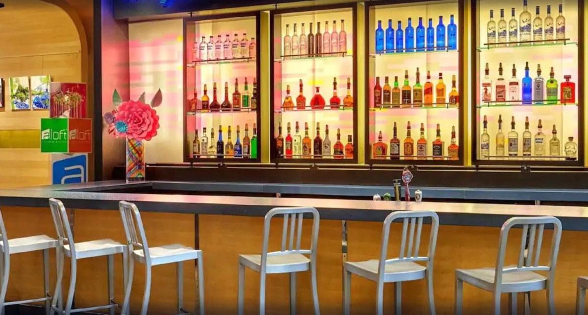 Aloft New York LaGuardia Airport