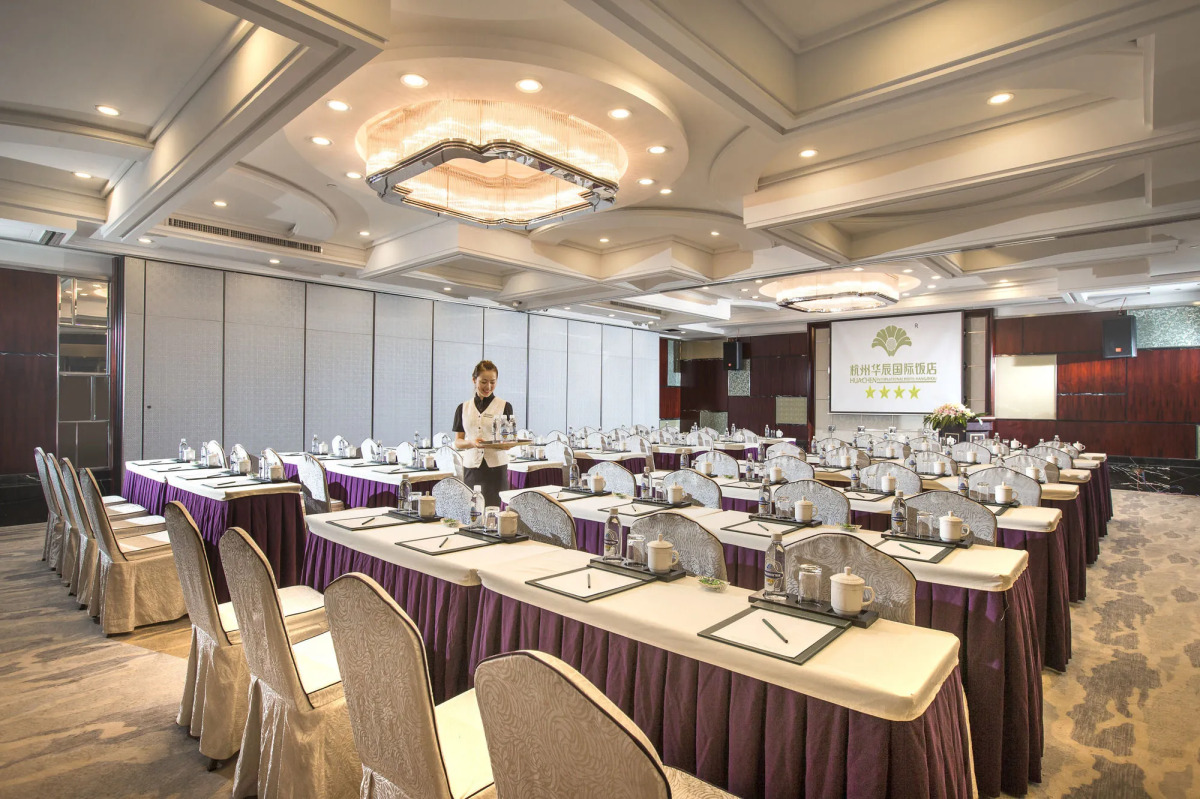 Huachen International Hotel