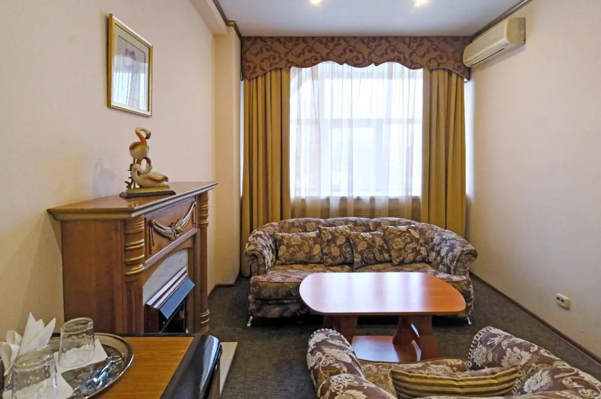 Барракуда на улице Богдана Хмельницкого