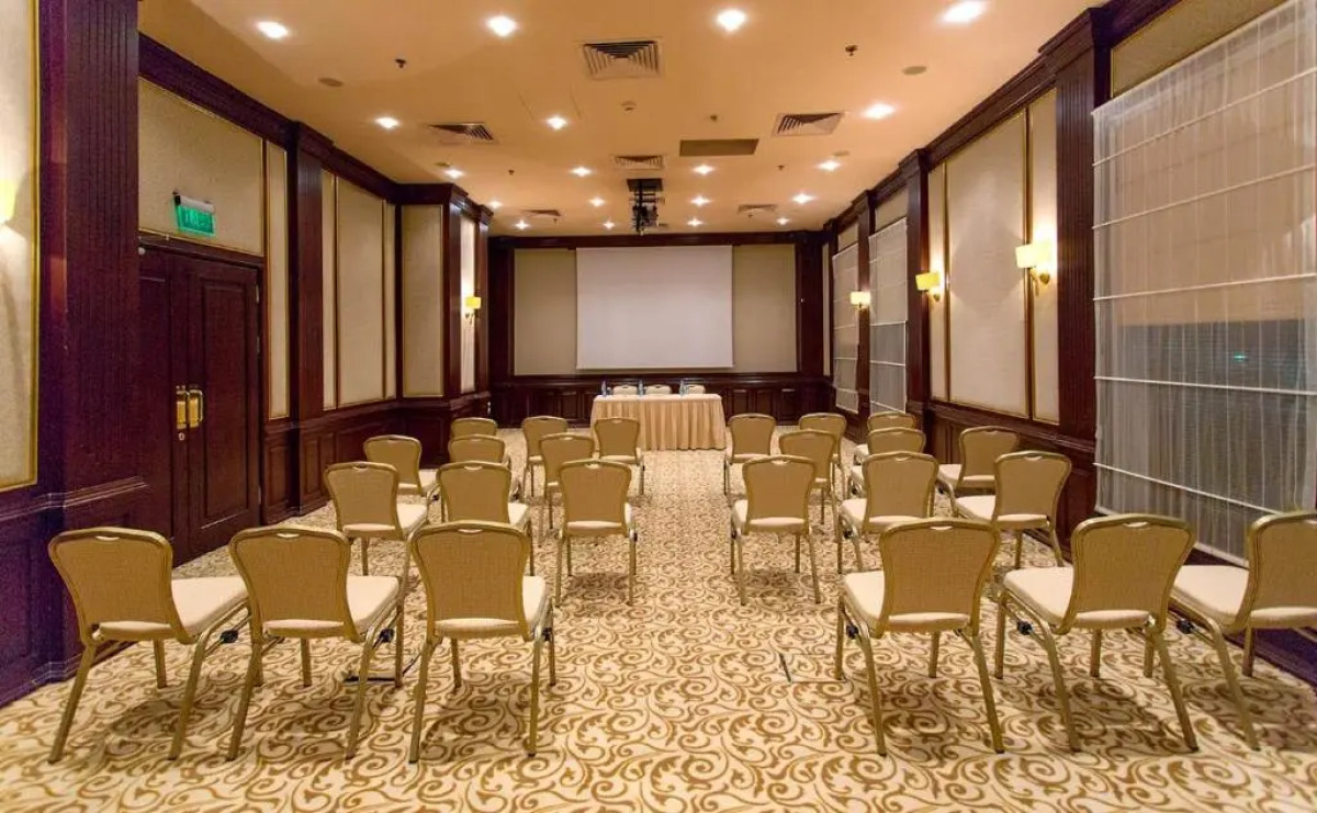 Отель Excelsior Hotel & Spa Baku