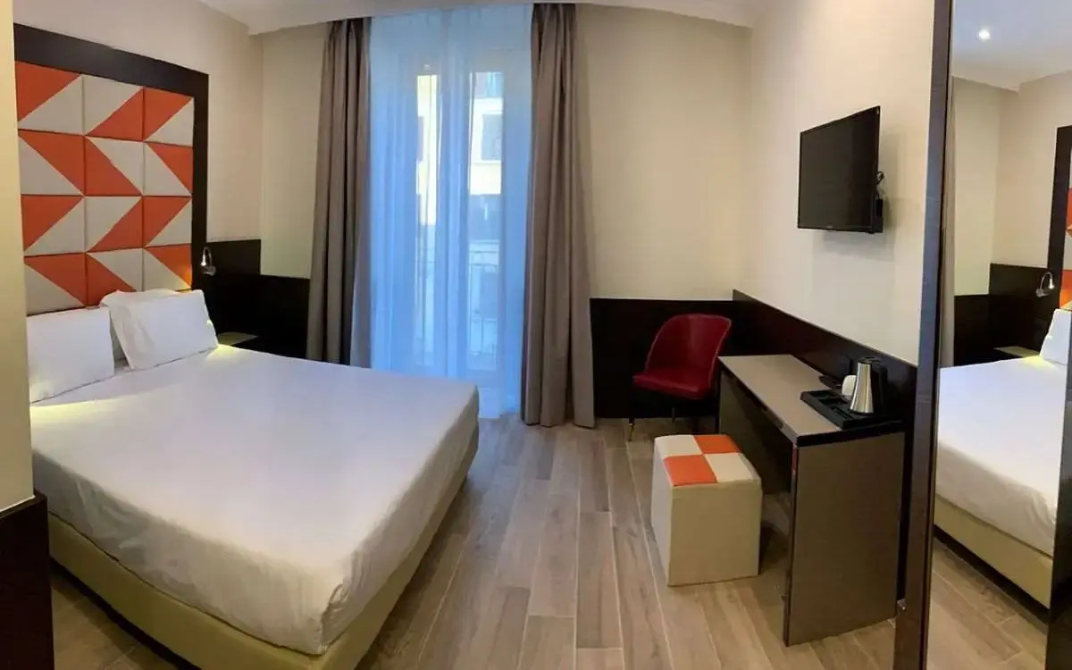 Jr Hotels Bocconi Milano