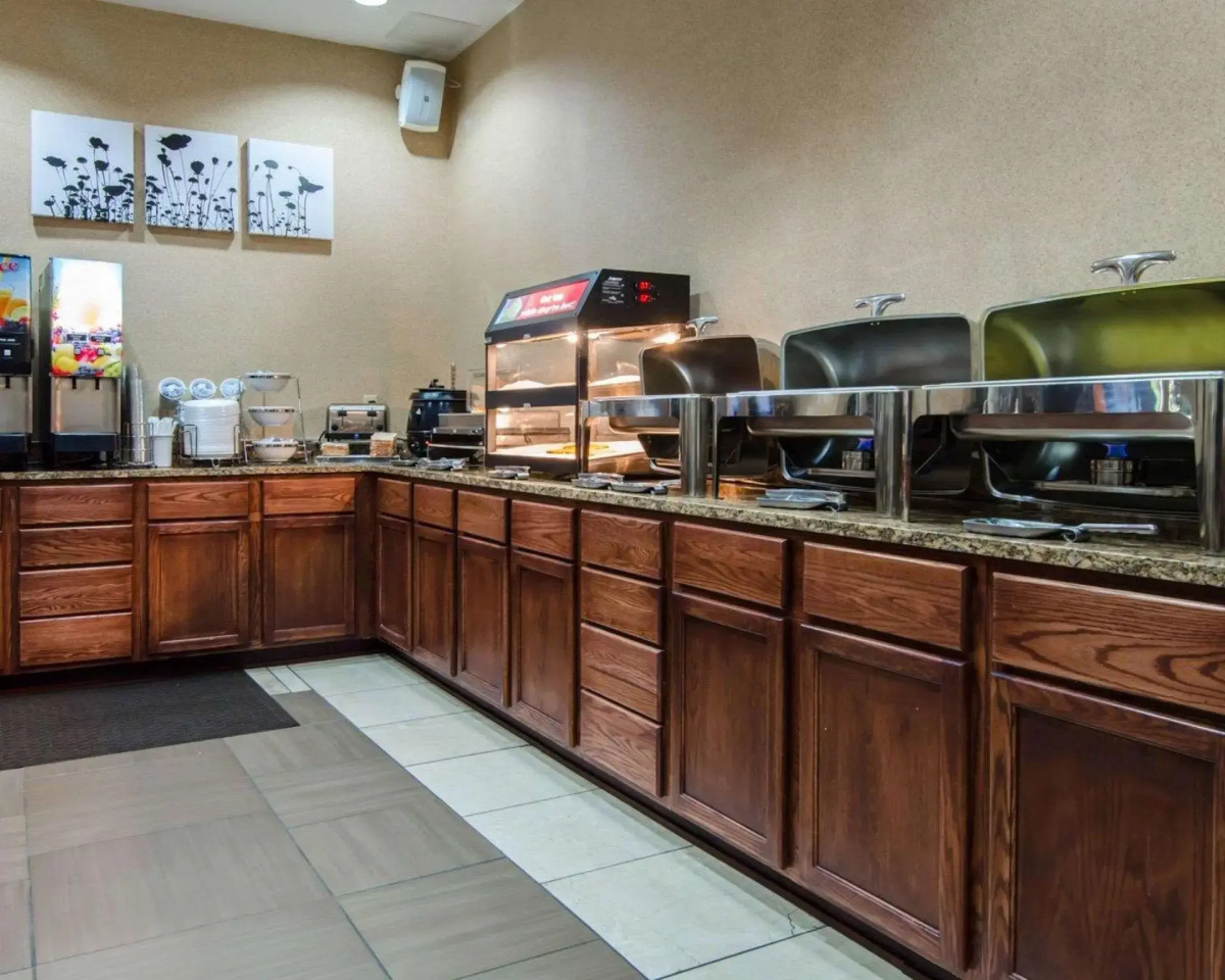 Sleep Inn & Suites and Conference Center Downtown