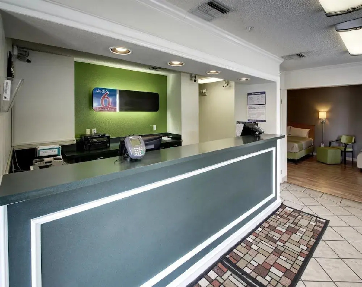 Studio 6-Murray, UT - Salt Lake City - Fort Union