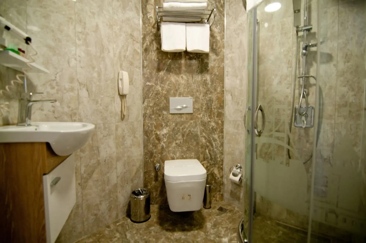 Artefes Hotel Old City