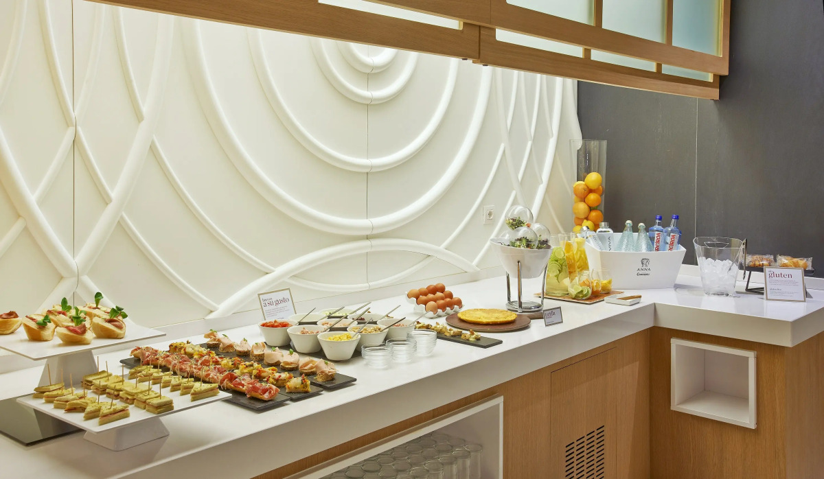 Отель NH Collection Barcelona Gran Calderón