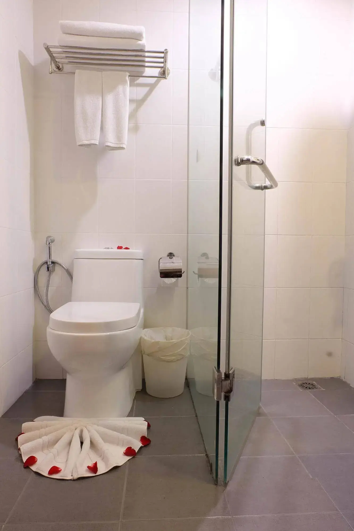 iCheck inn Central Patong