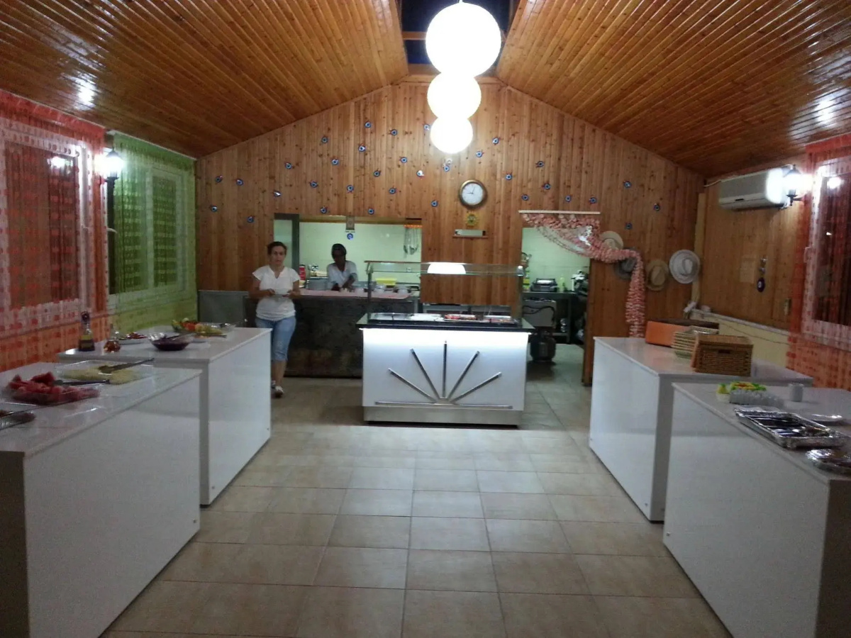 Summer Rose Hotel