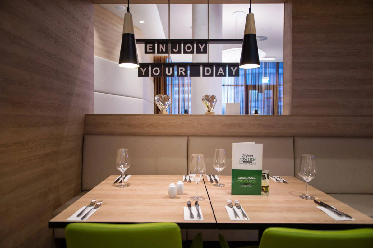 Holiday Inn Frankfurt Airport by IHG