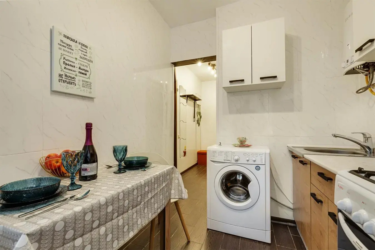 ВПитер на сутки на проспекте Костромской 31