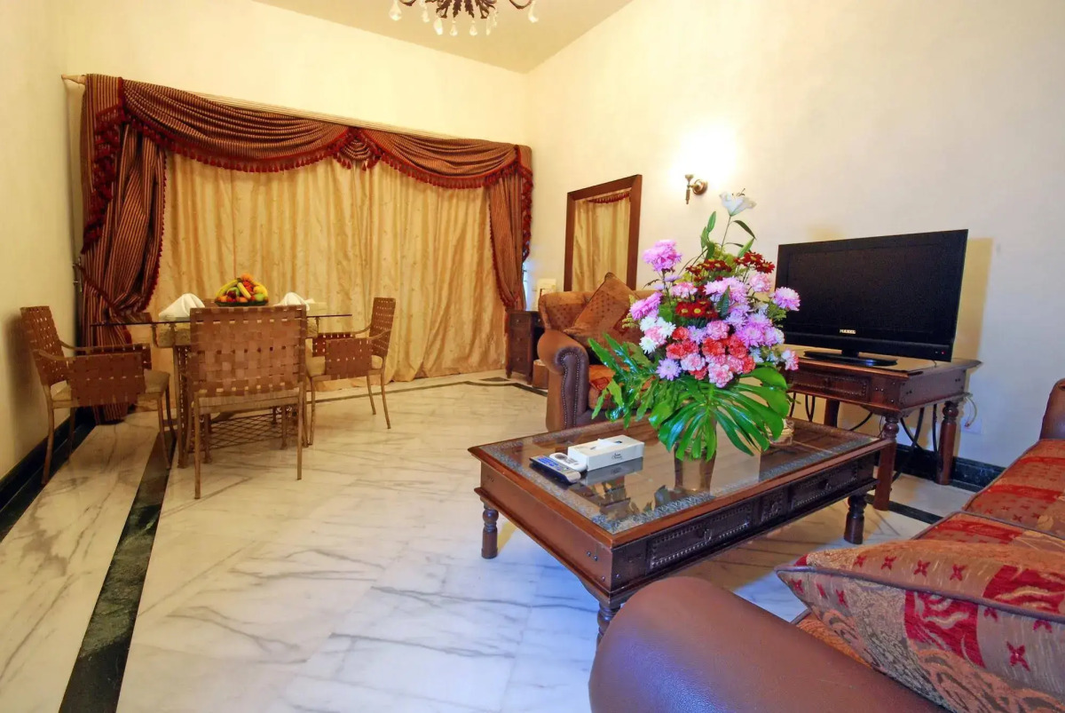 Nubian Island, Families and Couples only