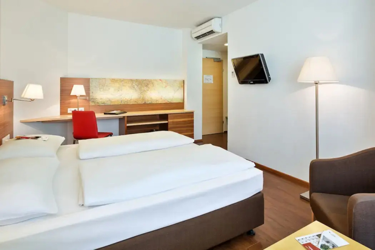 Отель Four Points Flex by Sheraton Vienna Hauptbahnhof
