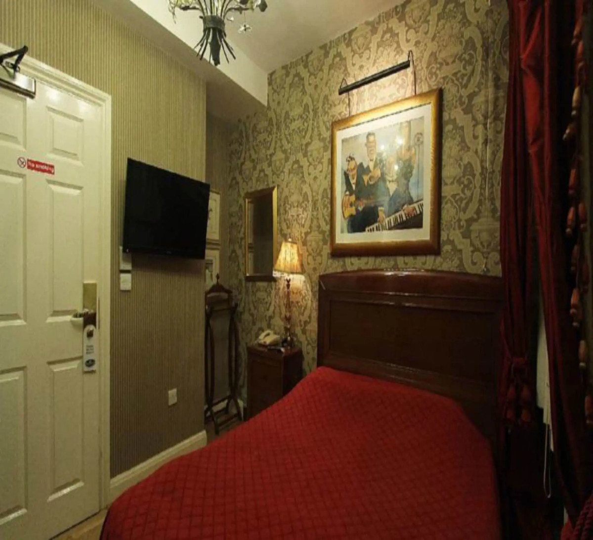 Opulence Boutique Hotel