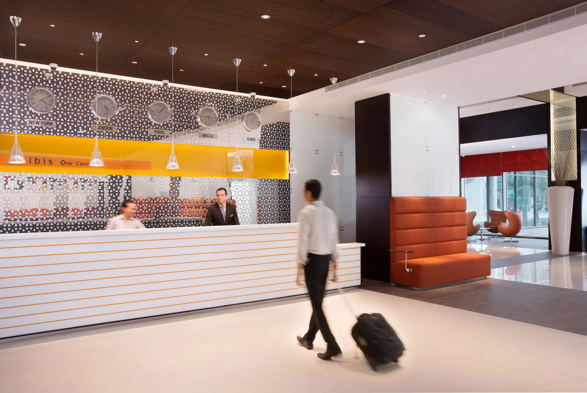 Отель ibis One Central Hotel