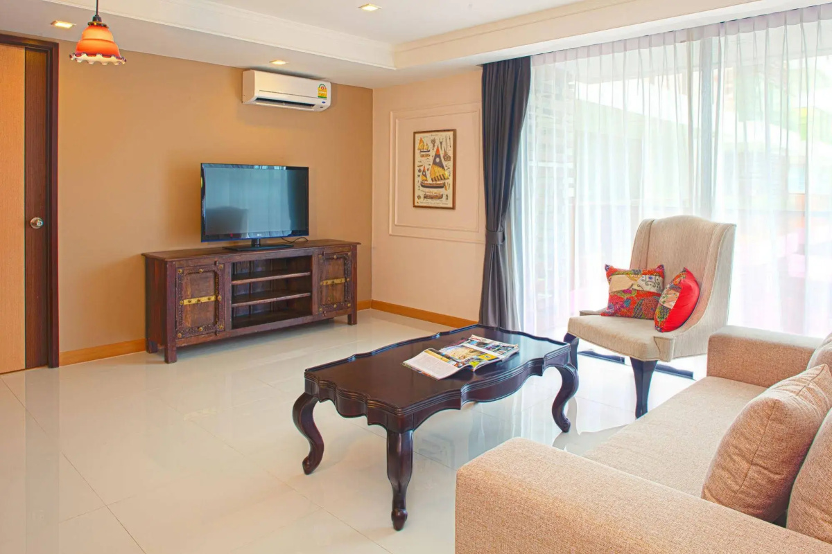 Rocco Hua Hin Beach Seaview