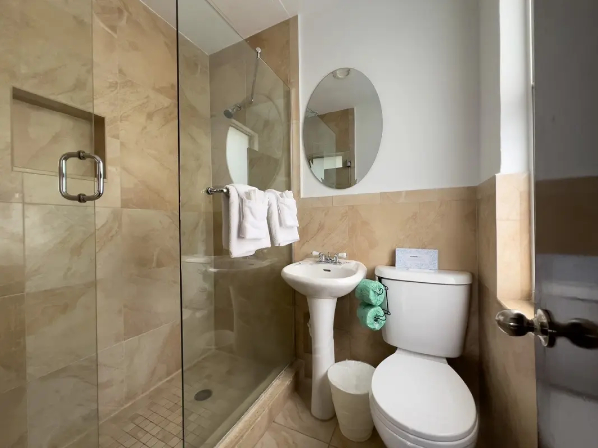 Majestic Hotel South Beach