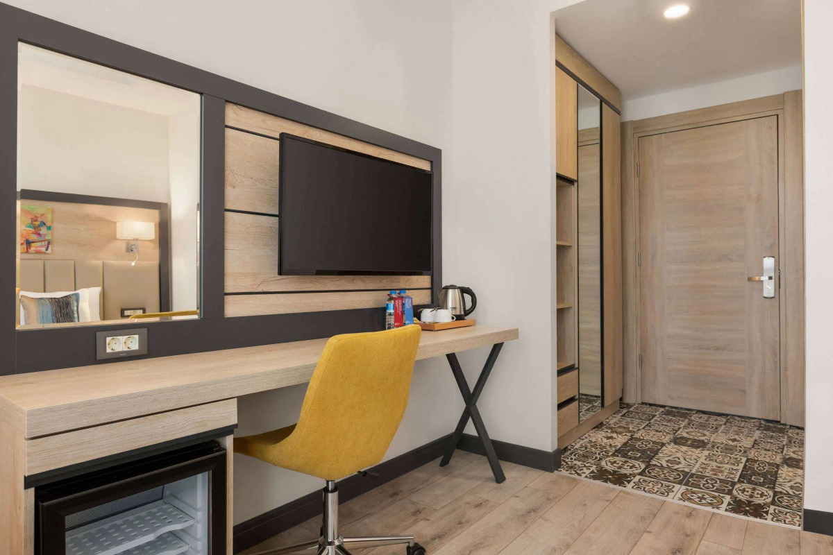 Ramada Encore By Wyndham Istanbul Basin Express