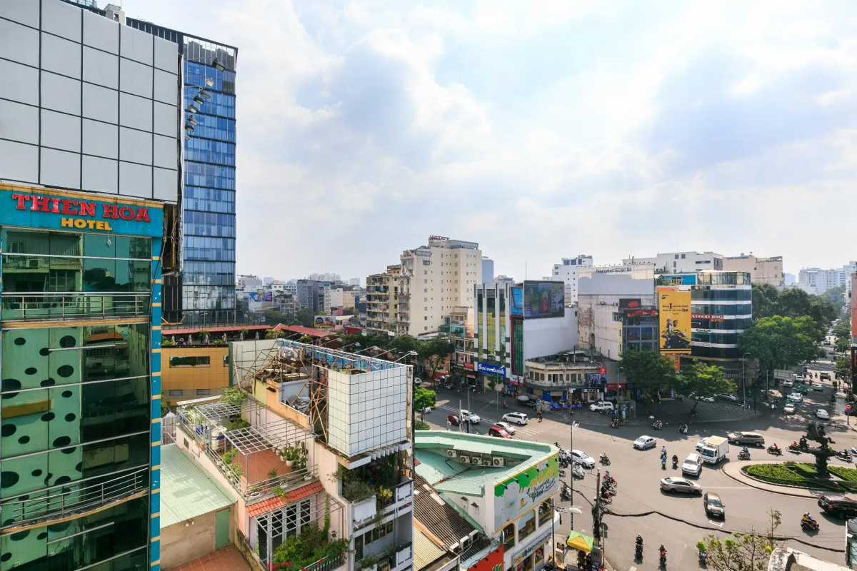 Centana Saigon Hotel