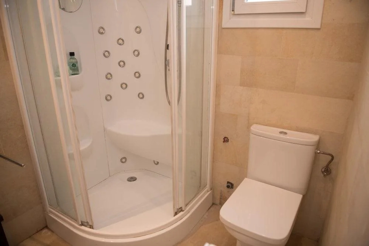 Go Barcelona Guest House