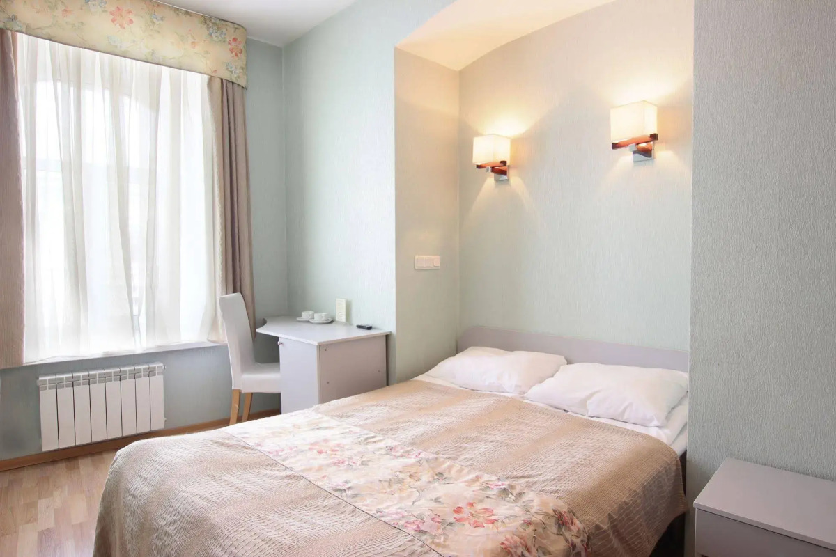 Невский просп., 105