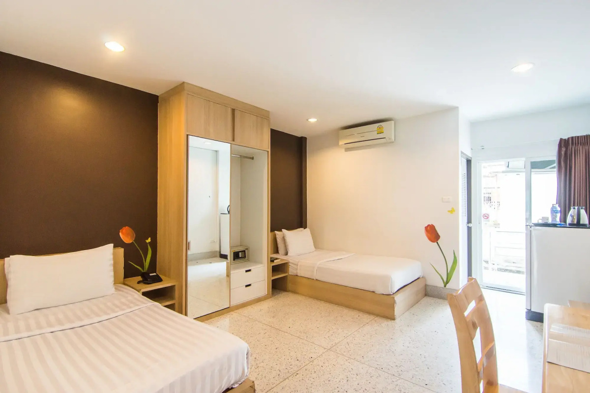 The Fifth Residence Hotel