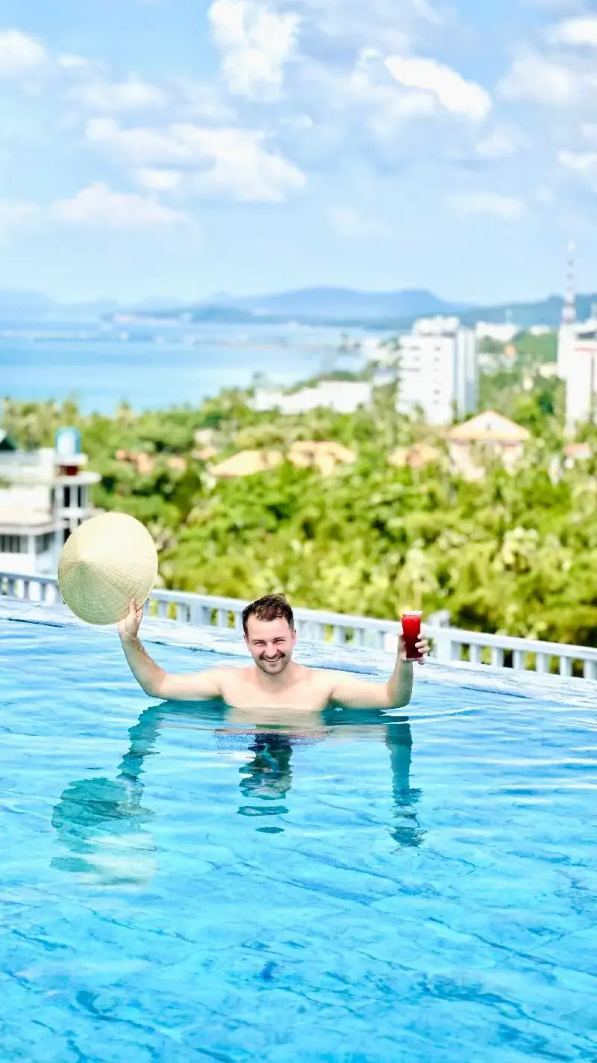 Aquasun Hotel Phu Quoc