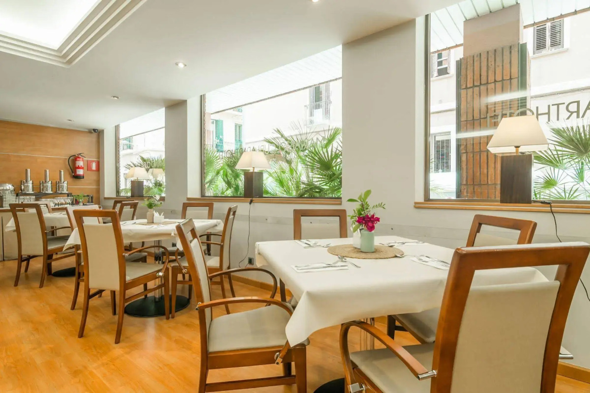 Aparthotel Mariano Cubi Barcelona