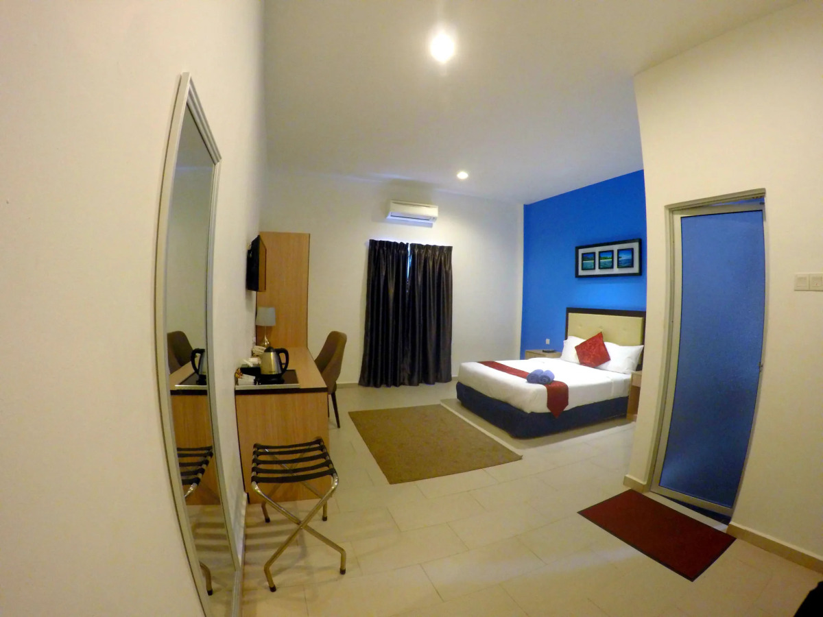 Royal Agate Beach Resort