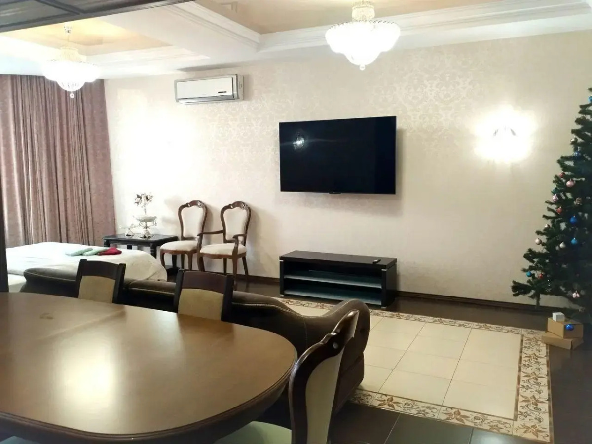 Апартаменты на улице Трифонова 20