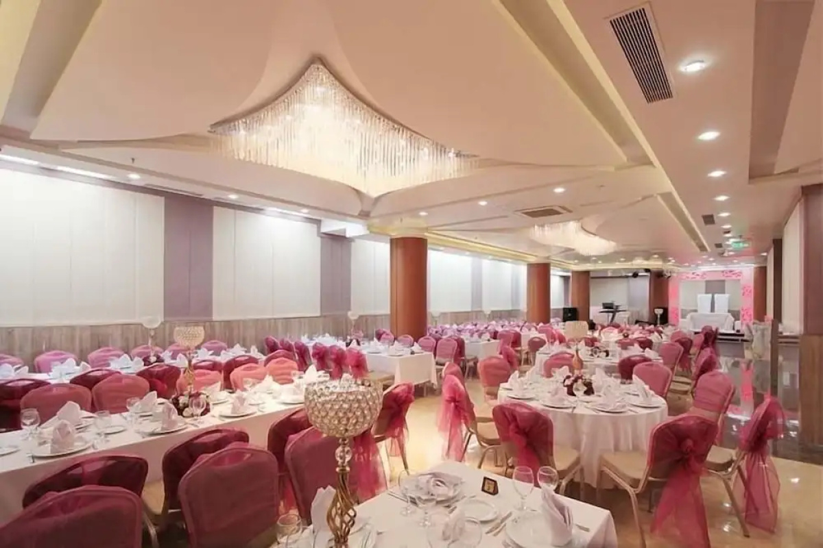 Forum Suite Hotel